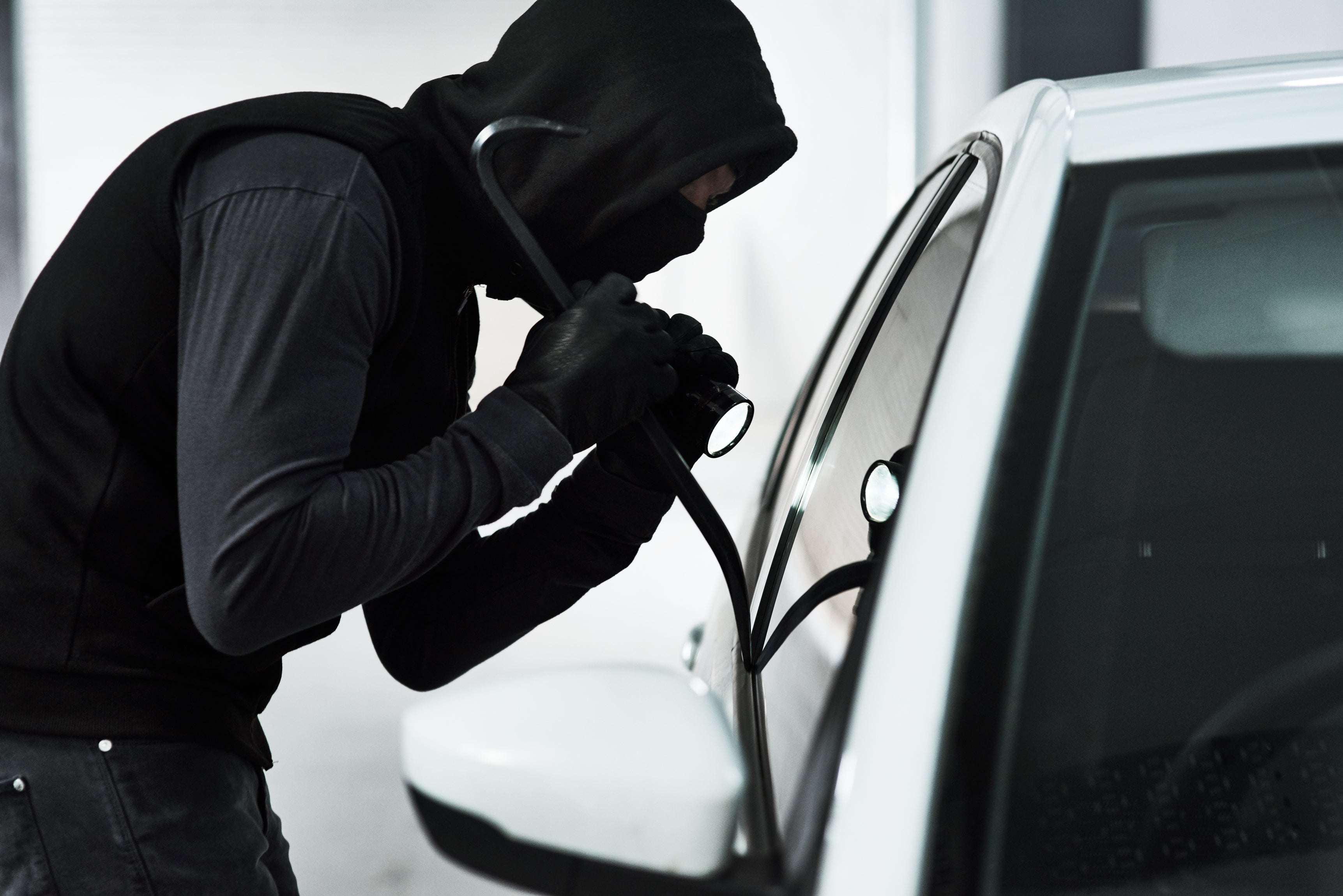 Why Keeping Your Vehicle Tracked with Stealth Tracer is Essential for Security and Peace of Mind